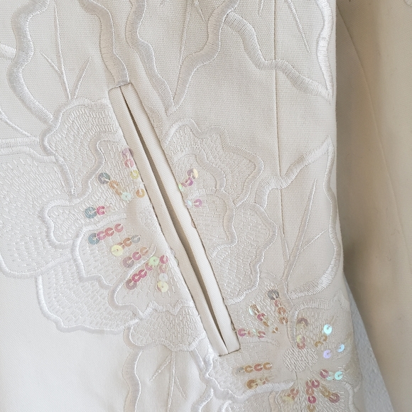 Bomber Jacket - Picture 11 of 12